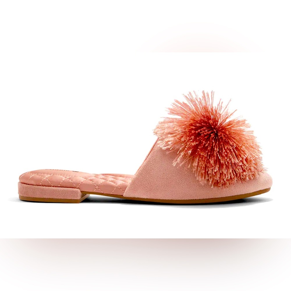 New In Box-Birdies Songbird Blush Pink Slippers